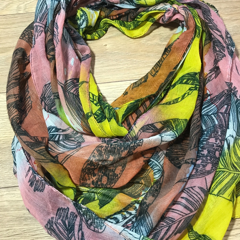 scarf - Picture 2 of 2